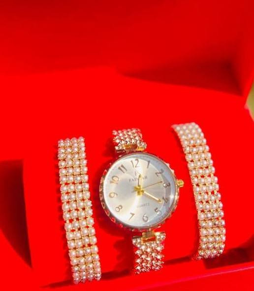 محل أنس السعيدات يوفر لكم تشكيلة واسعة من الساعات التي تناسب جميع الأذواق والمناسبات.
📍 زورونا الآن واختاروا ما يليق بكم!
[***********]
