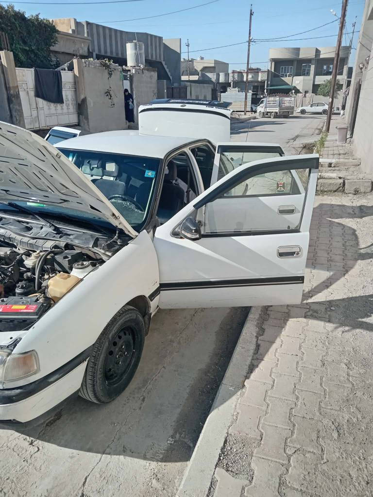 أوبل فكتره. 
موديل. 1991
محرك 20 
كير اوتماتيك 
رقم كركوك جديد 
السعر 45 
بدون حادث سياره مال بيت 
*********** كركوك, العراق
