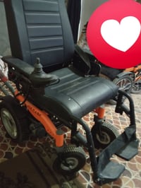 كرسي شحن جديد نظيف 07727126002