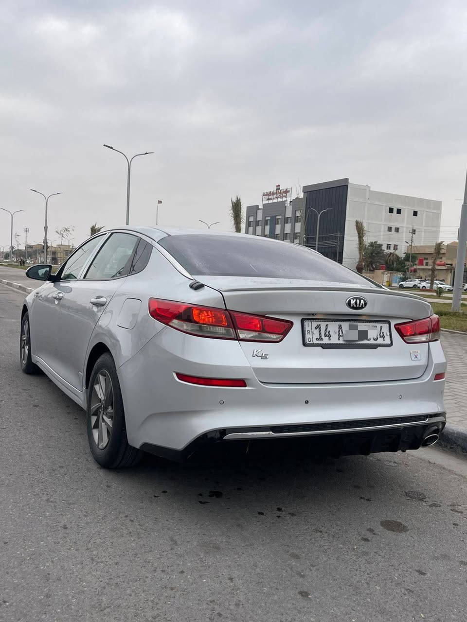 السلام عليكم كي فايف 2019 كوري مكفوله من كلشي قطعه وحده صبغ فقط رقم الجديد تحويل
مكينه 2000 دوش سياره جاهزه وكلشي على الابلاد

ماشيه 115 الف مكاني البصره السعر.    (143).   

      ***********
