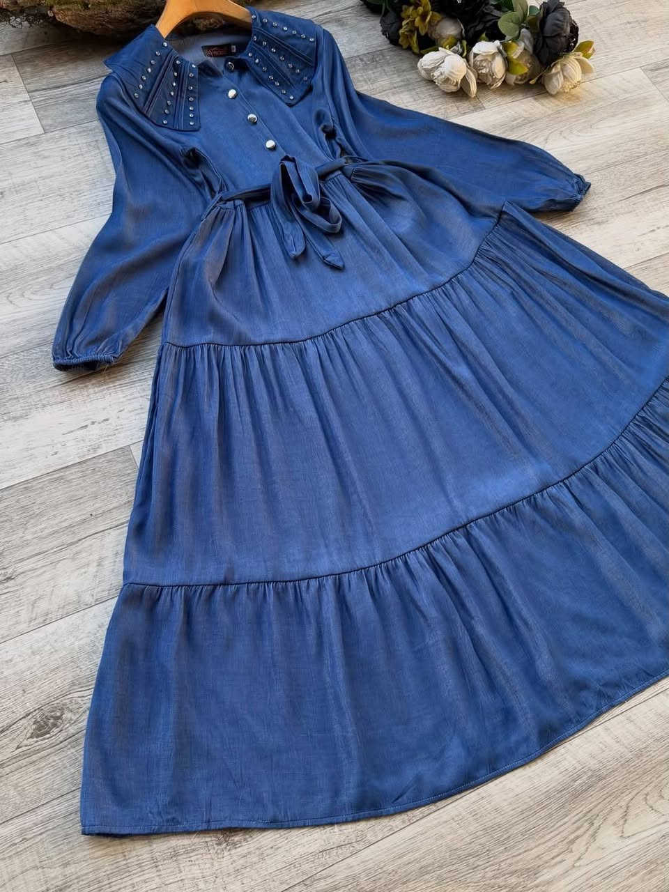 فستان نسائي طول كامل
السعر 18 الف فقطط
قميص نسائي طويل 14 الف فقط 
سوت نسائي طويل السعر 14 الف فقط
القياس 38/40/42/44/46 /48


**إذا كنت صاحب هذا الإعلان وتريد حذفه لأي سبب، رجاءا أرسل رسالة إلى الدعم الفني**