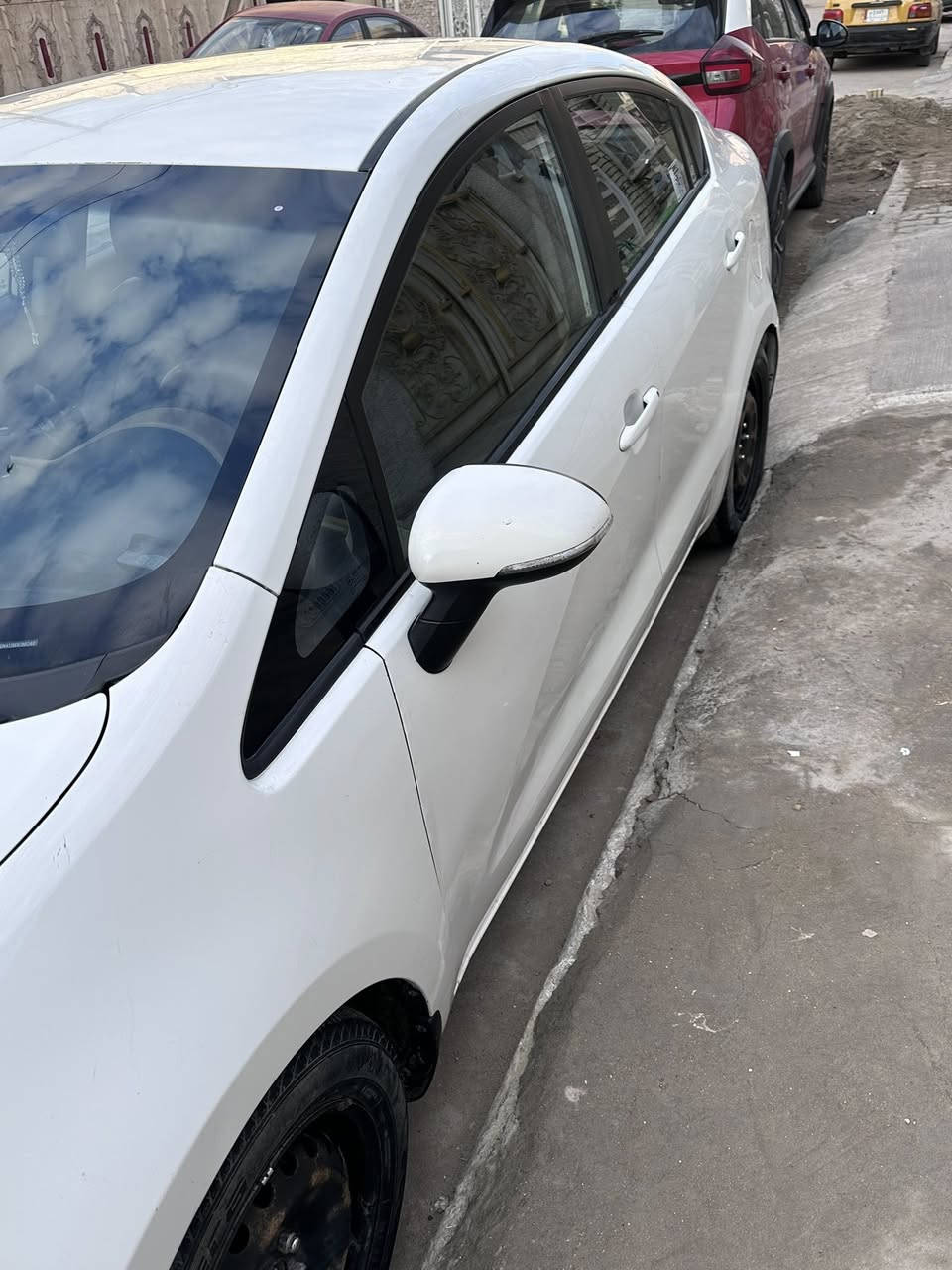 ريو 2013 مضلع للبيع .. راعي السياره *********** عنده واتساب
