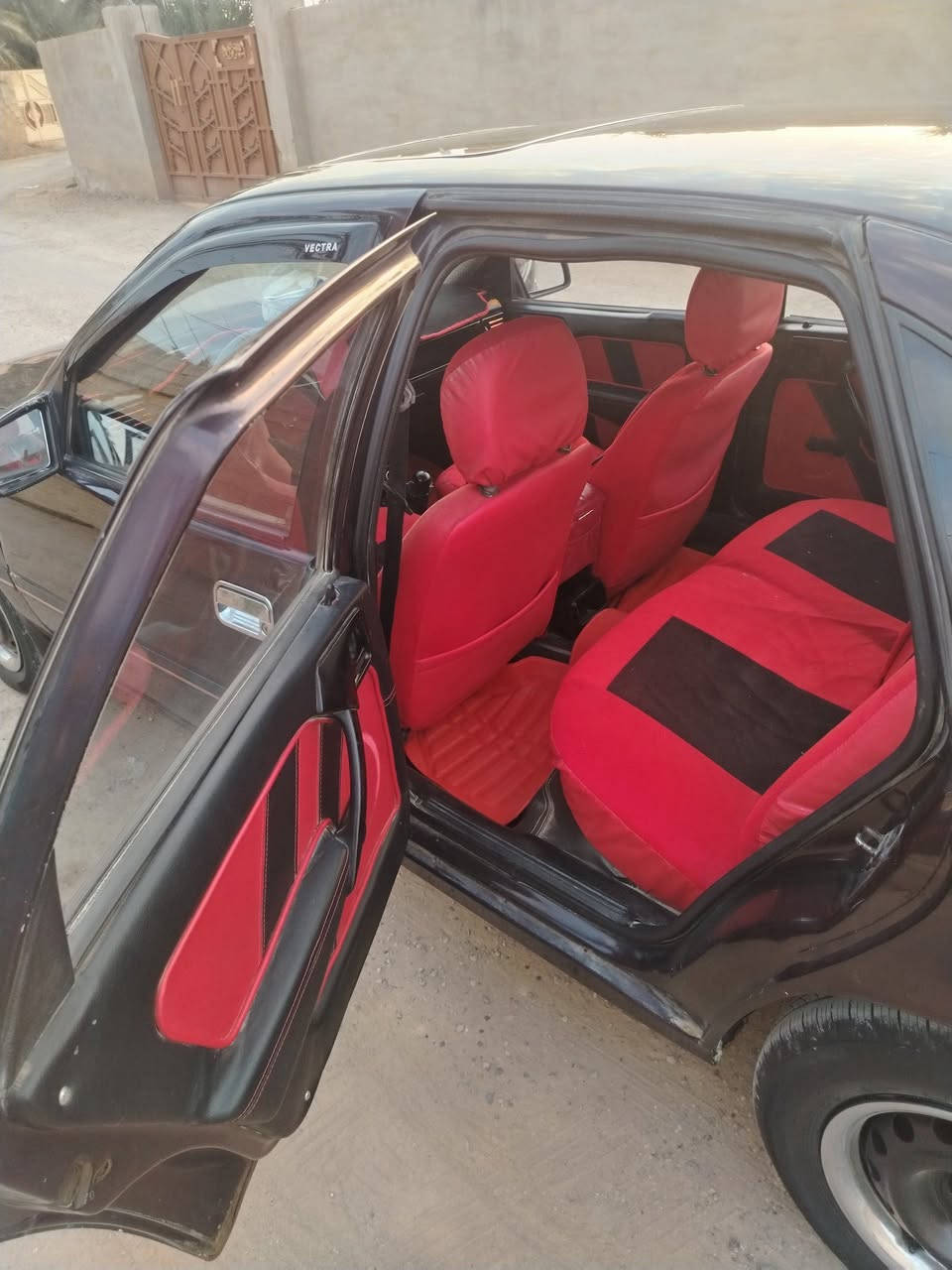 يا الله سلام أوبل فكترا مويل ١٩٩٢ كير مكينة حاوية بل باكيت محرك ٢٠٠٠ صدر ريموت سنتر الوك ستيرن بور تخم تاير كلة جديد سيارة جديدة معنا الكلام مال جناي ومتعوب عليها صبغ عام أثر جراد مكفولة كفالة عامة من ضربة ومعجون دكة جاكوج مابيهة داخل كلش حلو سعر ٤٣ بيها مجال رقم الهاتف *********** ملاحضة مراوس هم ترهم
