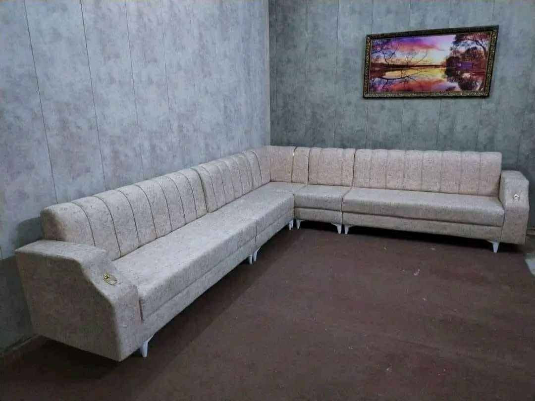 اي ديوان داخل المنشور 

الدقه والامان  كل هذا وبأنسب الاسعار 🥳🥳🥳
ديوان ستندر 10 مقاعد .مع كوشات عدد 4هديه
شغل مضبوط مع ضمان سنه  
قماش قديفه جكور 
الهيكل چام روسي
الضهر  مضغوط
المقعد بلوك فقط 
رجل عظم عاج ورده ذهبي

#ديوان  10 مقاعد
............................................... 
#ديوان  9مقاعد  
.........................................
#ديوان   8 مقاعد 
.........................................
#ديوان  7 مقاعد 
.........................................
#ديوان  6 مقاعد 
................................................ 
#ديوان 5مقاعد  

قياس عرض المقعد 50صافي و 70لحد الحايط 

#التوصيل داخل بغداد 
اطراف بغداد  

توصيل محافضات   القريبه 

سماوه ناصريه عماره 

بصره 

مده التوصيل  بغداد   ثاني يوم محافظات  4ايام
لايباع اقل من 5امتار

قماش قديفه 
رجل عظم عاج بغداد, العراق


**إذا كنت صاحب هذا الإعلان وتريد حذفه لأي سبب، رجاءا أرسل رسالة إلى الدعم الفني**