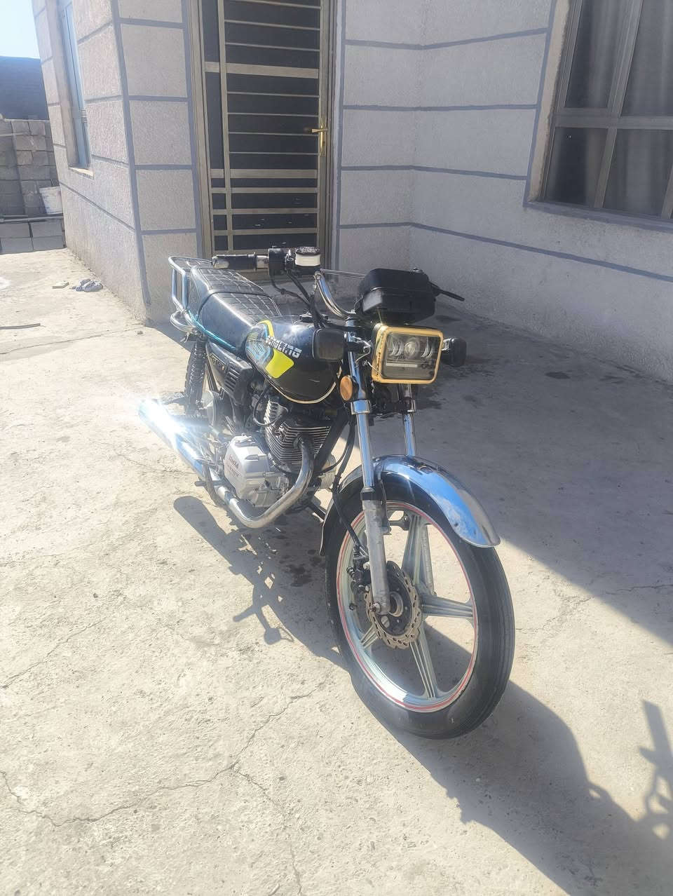 ايراني سيفان 5كير موديل 2023
مكينه ناعمه كهربائيات شغاله سلف وهندر  مابيها اي نقص لانضوح لاتبخير  ولادخان دراجه كامله سعر 350بيها مجال مكاني بغداد بشعلة رقمي ***********
