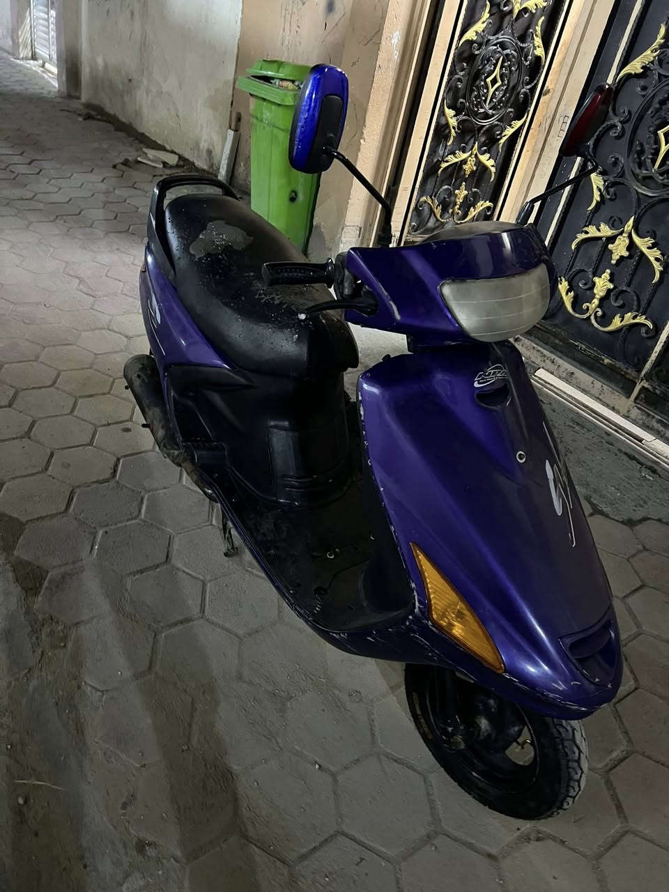 السلام عليكم دراجه فراشه شغاله وتمشي ما بيها اي شي بس اني ابيع كوم حديد السعر 200 وبيها مجال مكان كربلاء حي العباس شراي تصل ***********
