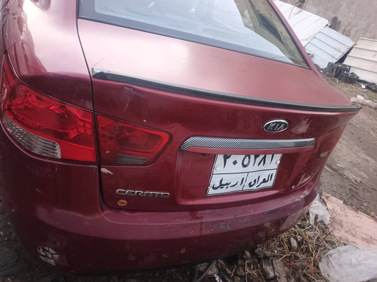 سلام عليكم سيراتو خليجي موديل 11 مكينه 1600 دوش سياره لا ضربه ولا صبغ رقم أربيل أتريد وكاله اتريد تحويل مكينه كير تبريد خير من الله تخم تاير 
الصدر تعبان السياره حلوه وخير من الله المكان بغداد
البياع السعر 82 وبيهه مجال للشراي ***********
