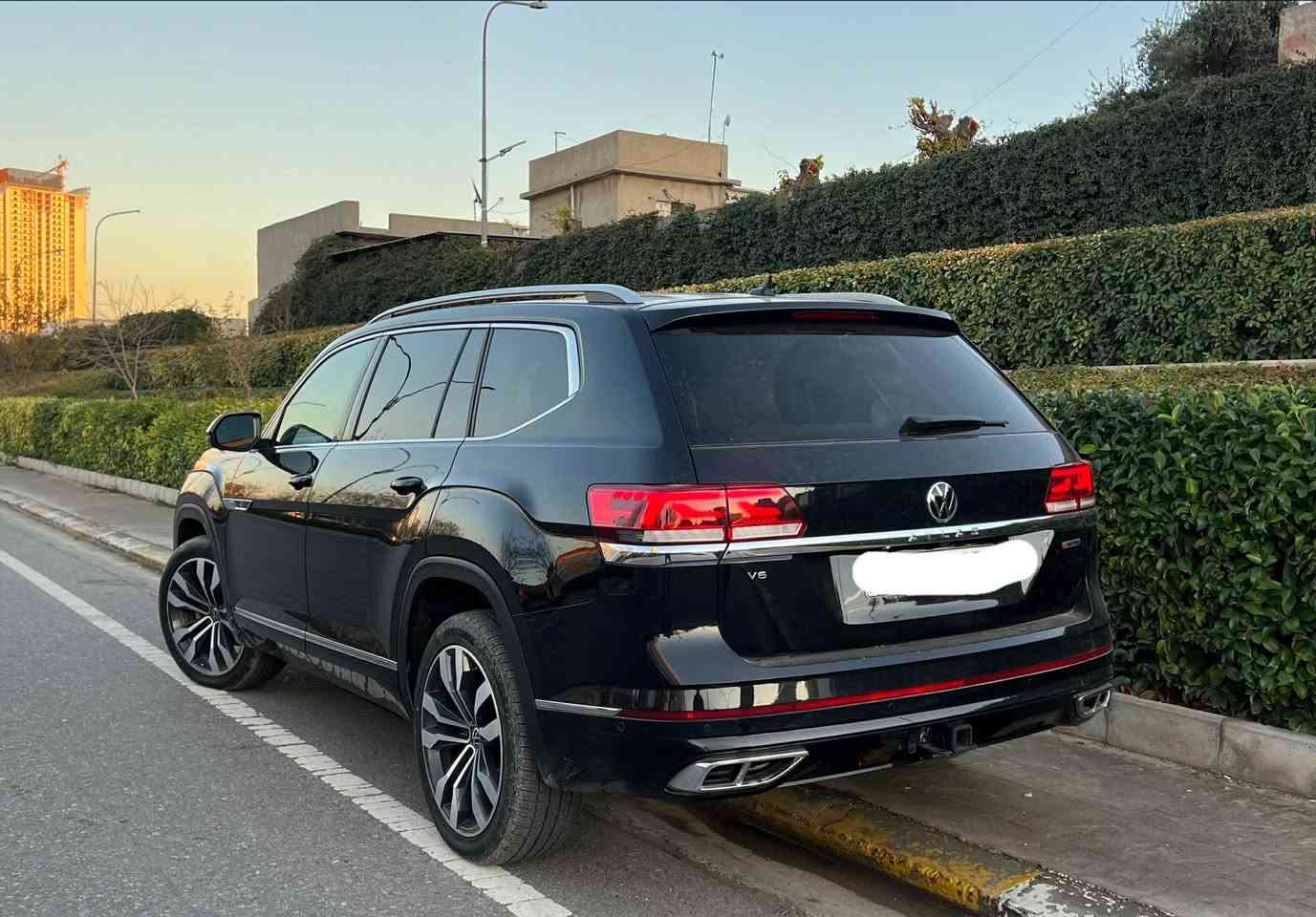 Volkswagen atlas family 
SEL primum R lain  2022
سه ياره كه بي بوياغه زور زور خاوينه بي ئیرباگە يه ك ده رگاي بيلاد گوراوه 
٥٢ هە زار کیلۆمە تر رۆیشتوە 
وەکو مواسە فات فوول فوول مواسە فاتی ئە تلە سە 
گیر مە کینە کارە بایات هە مووی بە شە رت
تکایە موشتە ری نیت سە رم مە یشینە
سعر ٣٣٥ وه ره قه كه ميك مه جال
تليفون ***********

ره قه م شانسي 1V2FR2CA2NC531431 أربيل, العراق
