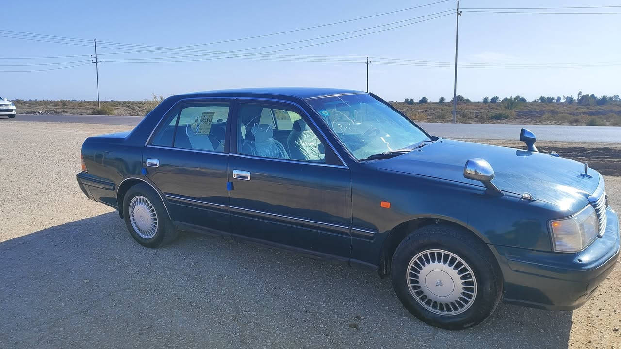 السلام عليكم....   رأس الثور تكم للبيع موديل 2000رقم. نجف. مكفولة كصه ونقل جثه. وضربه.   ورسميات.  فقط صبغ جماليه.  مكينه 3000. تبريد قطعتين. شاصي 55. مكانها الديوانيه.   قضاء. الشنافيه. السعر 96وبيه مجال  بسيط. رقم   ***********.
