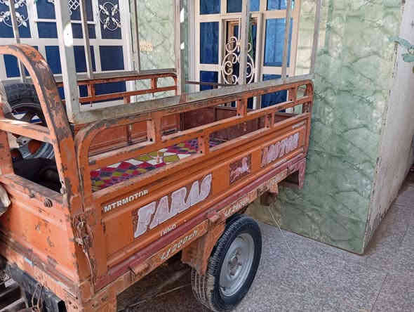 سلام علیکم ستوته فرس اوراق مديل 17مکینه جدیده وکیربکس جدید 300cc کهربائيات كلها شغاله سلف بك لات اشاير فان كله شغال مكاني بني منصور ابو غريب السعر 1400 وبيها مجال قليل***********
