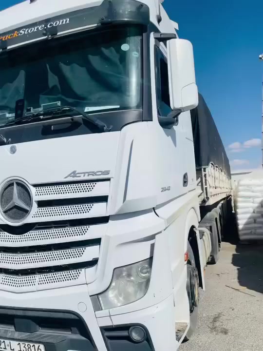 السلام عليكم وحش للبيع مديل 2015 فول موصفات رتايدر كامره حساس ثلاجه تبريد خزن سياره خير من الله حجم 2542 رقم سليمانيه +عربانه جرف خمس محاور بدون شعار  رقم  ***********
