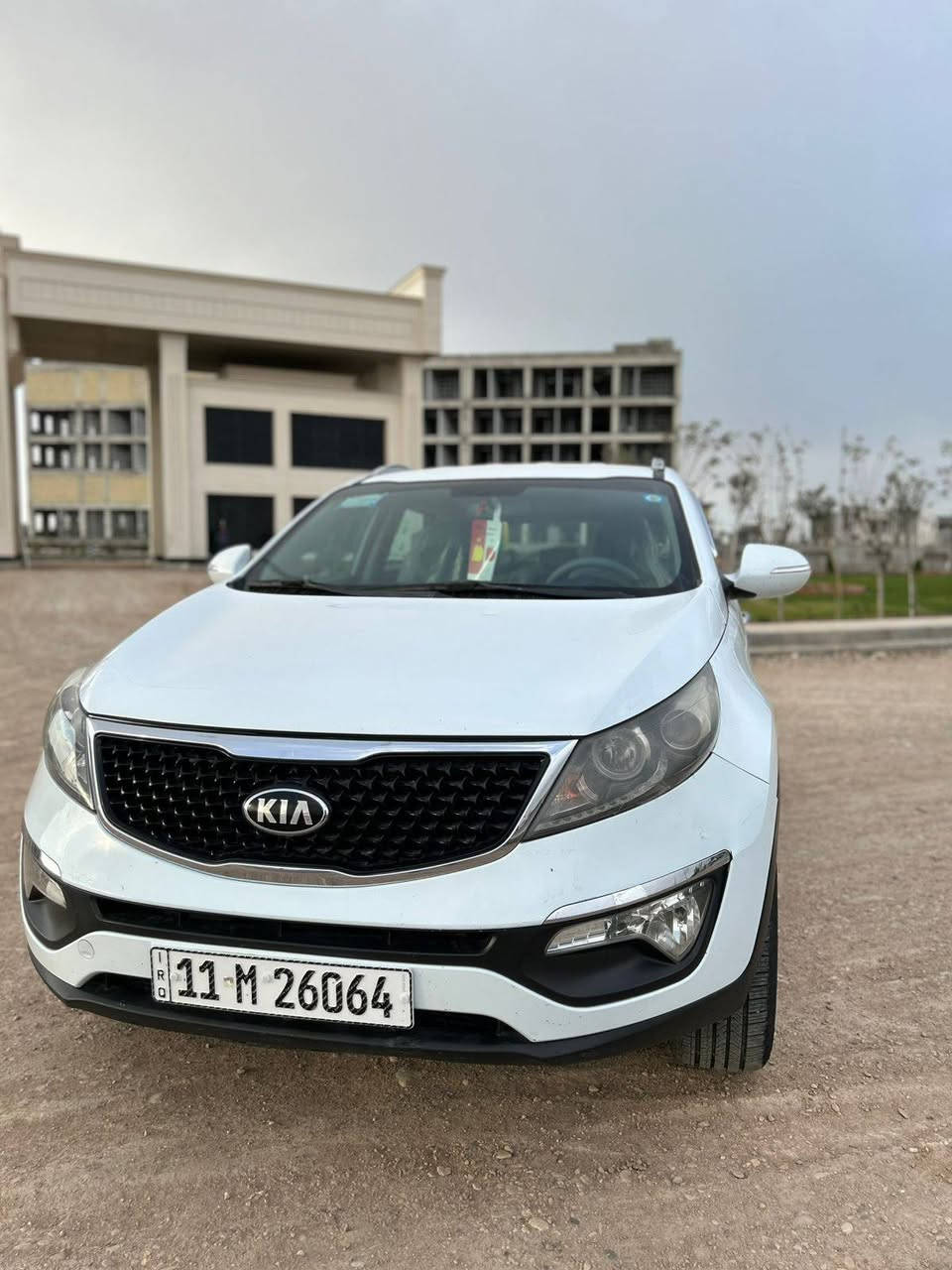 السلام عليكم من رخصة  الادمن رمضان كريم  سبورتج خليجي موديل 2015 مكفوله من الحادث والصبغ  بيهه تكحيلات أثر شخوط  مكينة وكير وصدر جديد رقم بغداد  شرط  التحويل هزه جديده ب140 بيهه مجال العنوان الراشدية جديده الشط بلقرب من مطعم ظفاف دجلة رقم الهاتف ***********
