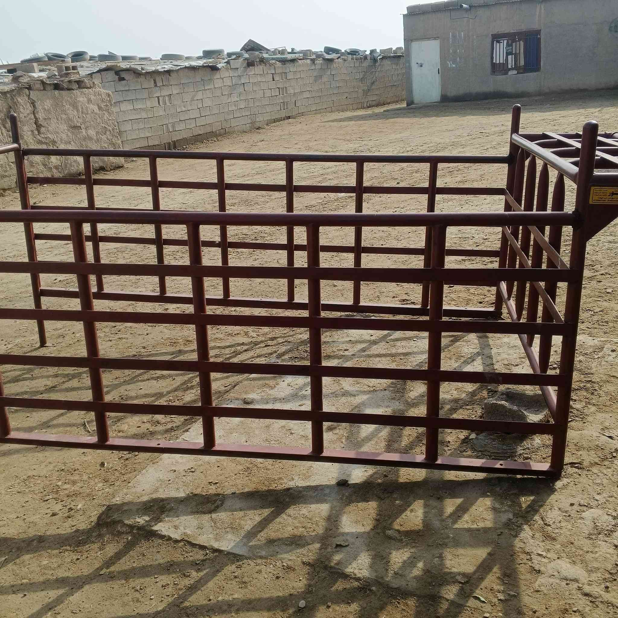 سلام عليكم محجر للبيع بوري محجر نضيف وجديد السعر اتصل وتدلل ***********
