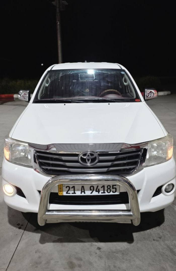 سەرەتابەناوی خـــــوا
 
ئەم TOYOTA مەرزێمان هەیە بـۆفرۆشتن.
ســـەیارەکە مـــۆدیلی 14 
شەریکەی ســـــەردارە.
ســەنەوی تازەیەوبەناوخۆمانە. وەکالەوبەناوکردن بەشەرتە.
ســەیارەکە یــــەک دەستە 178km ڕۆشتووە.
گێڕ+مەکینە+ئەکسل بـەشــــــەشەرت.؟
گێڕو مەکینەی بیلادەوسپانەی لێنەدراوە. 
ســـەیارەکە جوانەوماڵی دۆســتە. 
بــۆیاخ هیچی نیە نەبۆیاخ نەسارد نەچاڵ نەشووخت. 

هیچ مەسروفێکی تیانیە سەیارەکە هەموگیانی بەشەرتە تەنها لەبەر زەرورێت دەیکەینە پارە. گۆڕینەوە ناکەین  موشتەری تێل بکات. 

***********
*********** السليمانية, العراق
