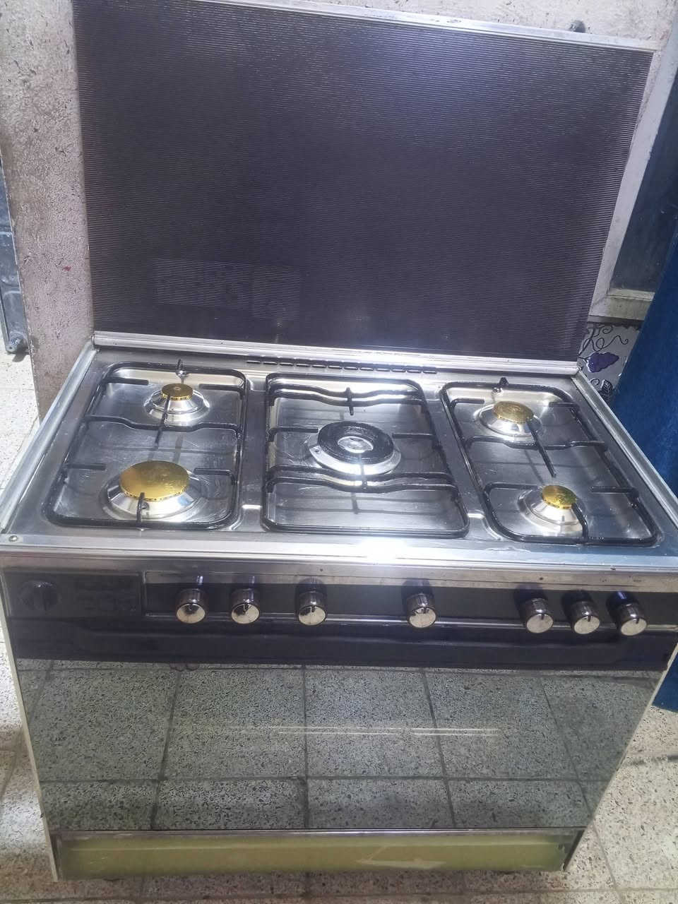 السلام عليكم طباخ عشتار حجم ٩٠ نضيف جدا شغال على فحص كامل فرن فوك وجوه شغال بغداد المدينة الصدر الحميديه بالبدايه يم سيطره سعره ١٤٠ وبي مجال


**إذا كنت صاحب هذا الإعلان وتريد حذفه لأي سبب، رجاءا أرسل رسالة إلى الدعم الفني**