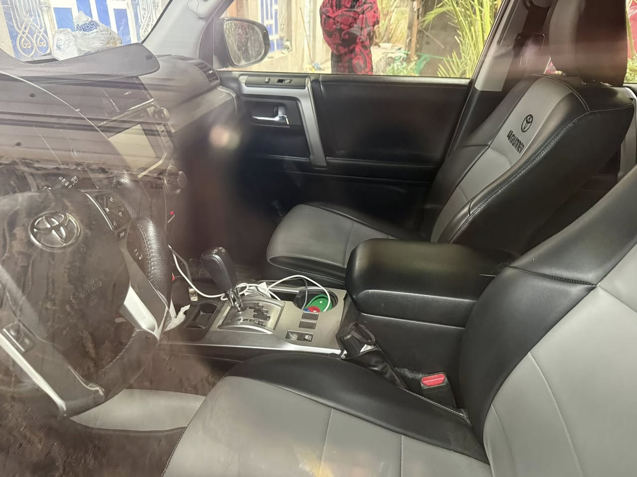 السلام عليكم فورنر مديل 2019 رقم بصره مكان السياره بالبصره تو ويل حادث بالمقدمه السعر 205 ماشيه 42 الف 
***********
