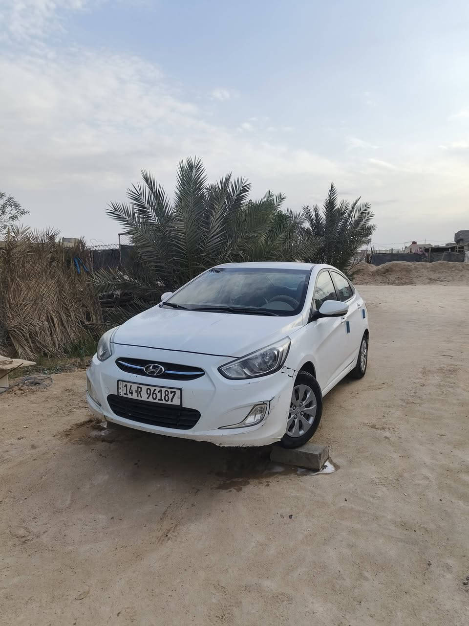 سلام عليكم اكسنت 14مضلع  وارد خليجي مكفوله من كلشي محرك وكير كفاله عامه المحرك 1600دوش سياره جديد ماعوزهه أي شي السعر (105) بيها مجال قليل الرقم الهاتف *********** ملاحضه القماره مصبوقه أثر خياس سياره تحكم بل ستيرن+ كامره خلفيه+رقم الجديد ماشيه 125الف
