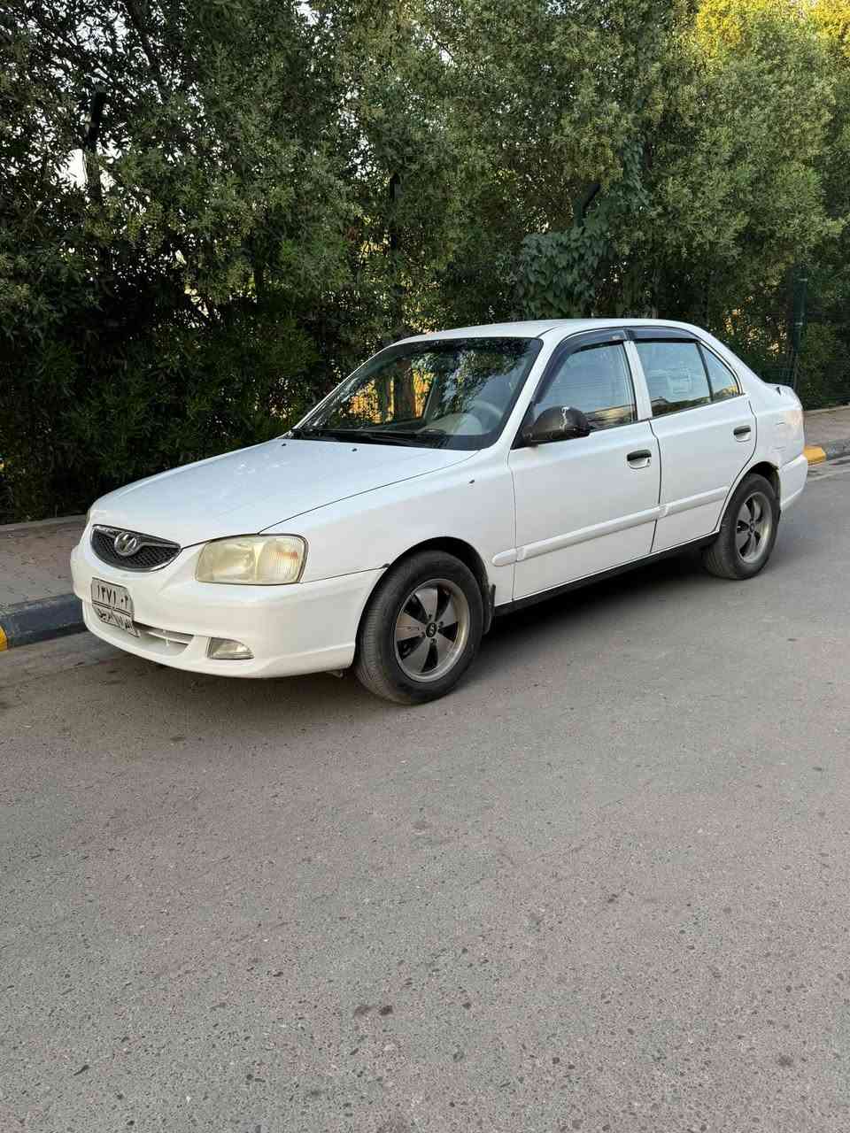 سياره فيرنا  هونداي كوري 2010 
محرك 1500 
تبريد تدفئه شغال 
سياره نضيفه 
للاستفسار اتصال على ؛  
***********
