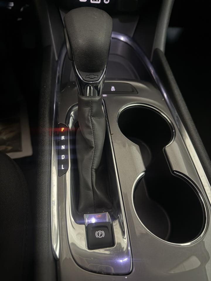 شوفلێت مالیبۆ مۆدێل ٢٠٢٣
مواسەفات LT1
داتاشۆ
ڕادار
کوشن هیتەر
کوشن کارەبا فول مواسەفات
١ پەڵە بۆیاخە
ئێرباگ نەتەقیوە
ناو سەیارەکەش هەموو بە شەرت سەلامەتە
ڕەسمی حادیسەکەیم داناوە
***********

السلام عليكم أصدقائي
شفروليه ماليبو موديل 2023
مواصفات LT1
شاشة (داش بورد)
رادار
تدفئة المقاعد
مقاعد كهرباء كاملة المواصفات
ضربة واحدة في الصدام
الإيرباغ لم ينفتح
داخل السيارة بحالة ممتازة وعلى الشرط
تم إرفاق صور الحادث
***********
