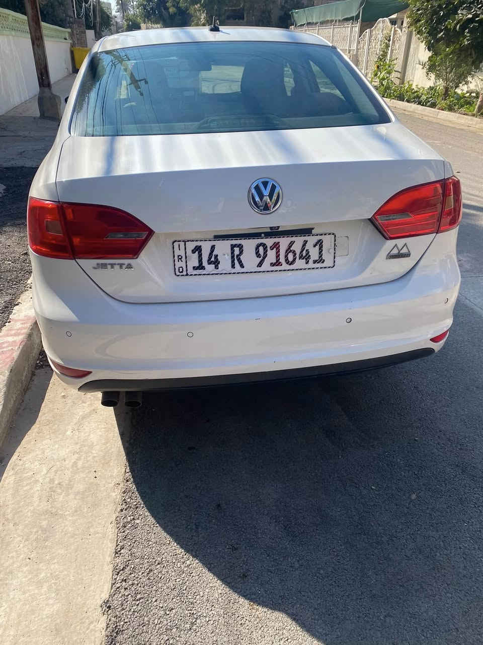 جيتا ٢٠١٢ خليجي مكفول محرك ٢٠٠٠ بدون تيربو سعر ١١٠. بي مجال
سيارة نظيفة وكاملة المكان بغداد باسمي تحويل مباشر باي قاطع مرور 
***********
