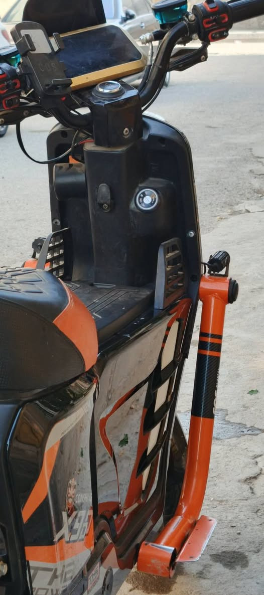 سلام عليكم
دراجه إكس 900 
مديل 2025
دراجه نضيفه كلشش
بطاريات نضاف كلشي مابيه 
بيه
 بلوتوث
حامل الهاتف 
رباعي
اشاير يمنه يسره 
بك رجوع إلى الخلف 
بومه ضوء 
العنوان بصره 
السعر 500وبيها مجال للطيبن


**إذا كنت صاحب هذا الإعلان وتريد حذفه لأي سبب، رجاءا أرسل رسالة إلى الدعم الفني**