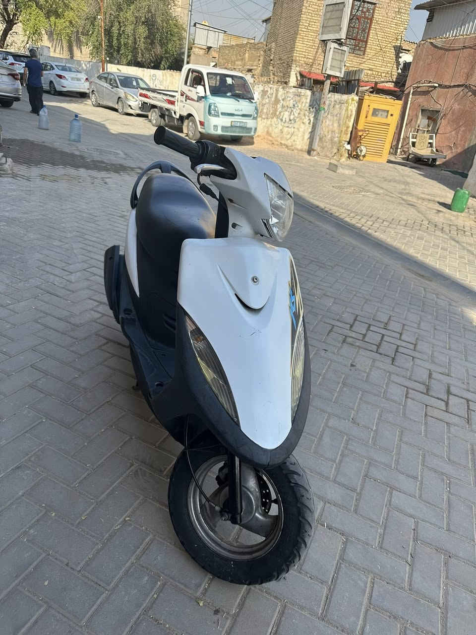 ماكس عدله كفاله عامه دراجه نازله بشهر 4/16 
مابيه اي نقص مكان بغداد الوزيريه  
سعر 850 بيه مجال كلش قليل 

‭0776 206 3281‬
