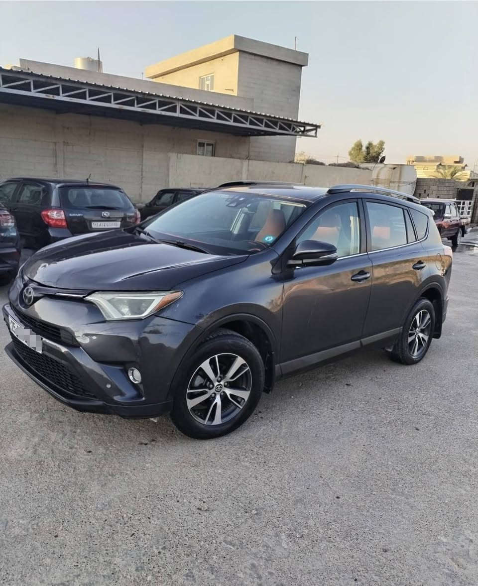 تويوتا راف فور موديل 2018  اللون فيراني
وارد أمريكي مواصفات LE    AWD 
الممشى 121,700 كيلو متر

🟪 السعر : 166$ وبيها مجال بسيط 

رقم كركوك باسمي تحويل مباشر بدون غرامات  
الضرر بارد بدون صبغ او تبديل او حار
مكان السيارة كركوك 
رقم صاحب سيارة
***********
***********
