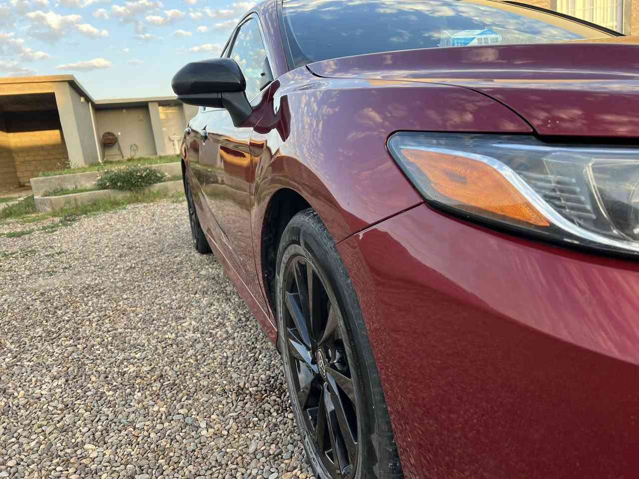 السلام عليكم
كامري LE موديل ٢٠٢١
ماشي 112.000 مايل
ضررها من امريكا جاملغ وباب السايق بچم كبس خلفي كبس
وعدنا انطخت باب السكن وصلحنا وصبغنا الطخه موجود صور الضرر خارج العراق وطخة الباب داخل العراق 
بيه مكانين تعديل بارد
جاهزة محرك كير مو مفتوح برغي 
حتى فيول بمب شركة ما مبدل ولا مفتوح
رادار كاميرا شاشة كلها كاملة وشغالة شركة
السعر 180 ورقه بيه مجال قليل 
عنوان صلاح الدين الشرقاط ناحية اشور قرية اسديرا سفلى الصحن 
***********
***********
