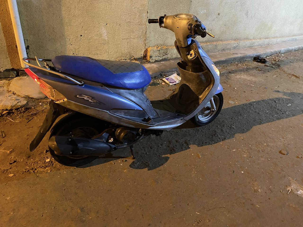 دراجه ماكس منغولي دراجه مختمه دراجه حلوه ونضيفه شوفت العين دراجه ((مفتوحه بستم فقط بوشه بلاديه))
((سعر 650))وبيه مجال بسيط مكاني قرنه قرب شجره ادم 
رقم***********
