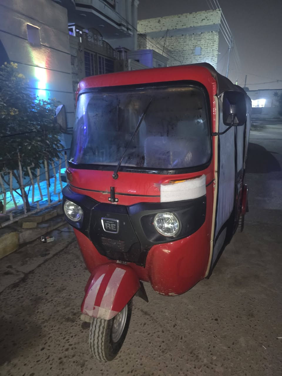 السلام عليكم شباب من رخصت مدير الكروب تكتك لبيع 2024 مثل ما محلكم بل بفيديو السعر خابروبيه خير وتدلل وهاذ رقمي ***********
