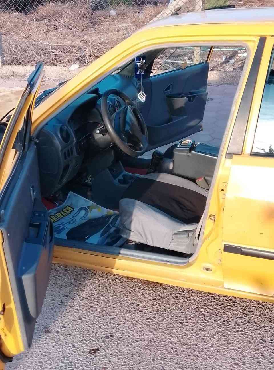 السلام عليكم
سايبا 12 للبيع 
كير مكينه خير من الله 
السياره بلاديه بيها باب واحد مبدل خلف السائق بس السياره نضيفه 
تخم تاير جديد.
شاشه شادلها 
حداديه جديده 
صدر جديد 
السياره كلشي ما ناقصها 
شاصي واحد معمر والثاني بلادي 
السعر 25 وبيها مجال 
***********
