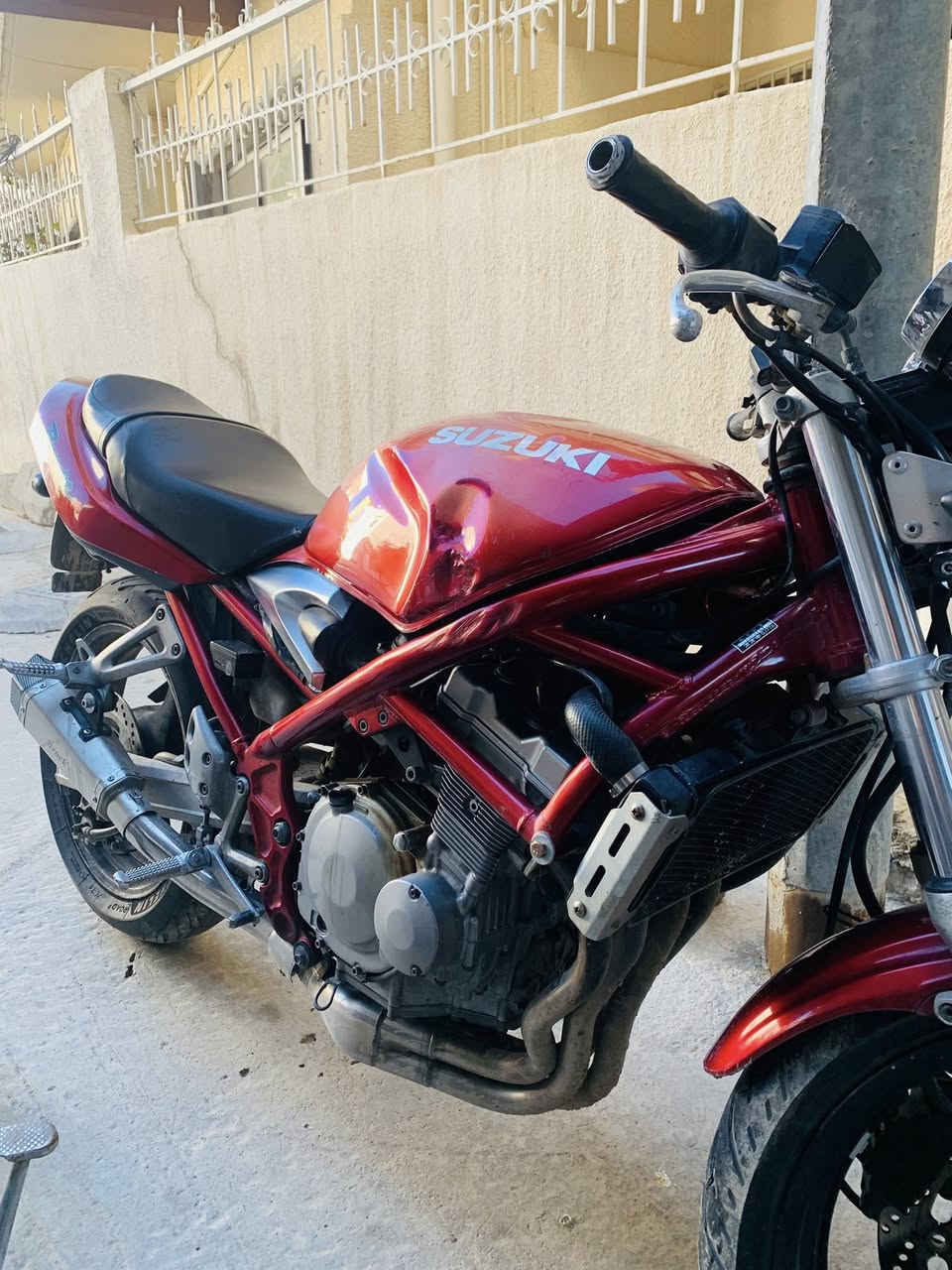 يابه ال مو شراي لا يجي يتفيك او يكول اني اريد او هوه ربع دينار ماكو اب جيبو جكسر او ساسوكي دراجه عل بلادي اي قطعه مبدلل بيه اي شي عليه شلعه او معدل يشك ال كاع او نشاط معدل 160 هاذا حدي طلعت بيه يجوز انته طلع اكثر دراجه قفل بدون معامله 1150 تحياتي لل جميع ***********
