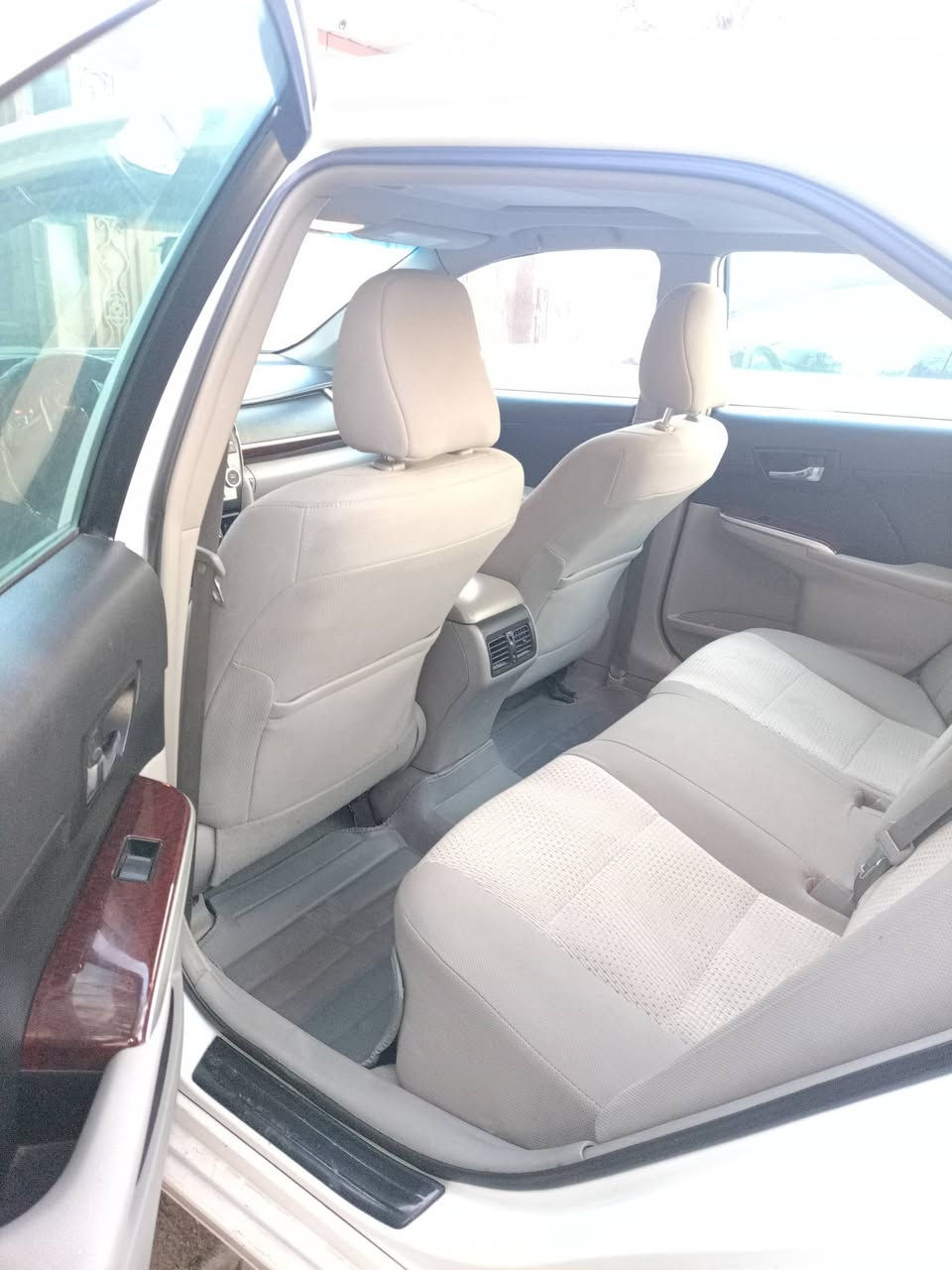 تويوتا كامري XLE وارد امريكي 2014
السيارة كلين تايتل مكفوله فول گير محرك مكفوله كفاله عامه

محرك 2.5 اربعه سلندر

فتحه سقف والداخل مطعم صاج ومثبت سرعه كشن السايق كهرباء وتبريد خلفي 

بيها بارد بالجاملغ الخلفي سكن اصبع
وباب خلف السايق رصعه تعديل بارد

السيارة ماشيه 122,248كم حقيقي

4t1bf1fk3eu380873 رقم الشاصي

مكان السيارة كركوك
سعر 180 ورقة وبيها مجال

***********
