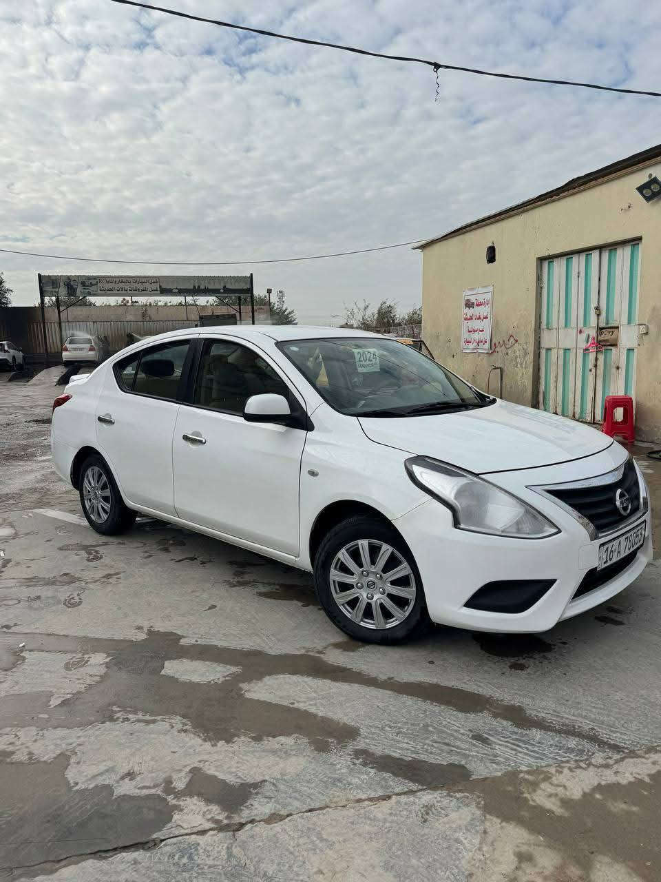 السلام عليكم للبيع نيسان صني موديل 2024 هندي رقم قادسية شهداء باقي سنه ونص واصير حره وكاله من مالك
السعر103وبيه مجال قليل السياره جاهزه من كلشي حادث خلفي جاملغات وجنطه وبيه رش جاملغ أمامي مكان السياره الديوانية ماشيه 34الف *********** 
***********
