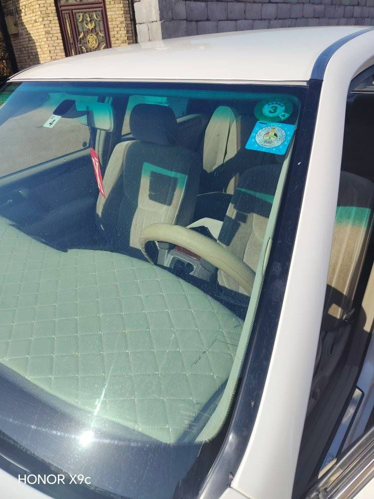 ملكة فول واحد على واحد كرستال ثلاجه دمامات مكفوله كفاله عامه رقم انكليزي بسمي سياره قرار ٤٨ لايت زنون سياره حلا من صوره رقم صاحب سياره *********** للتذكير سياره ٤دكم
