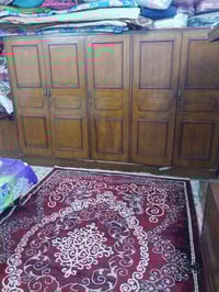 غرفة نوم • ٥ أبواب • صاج