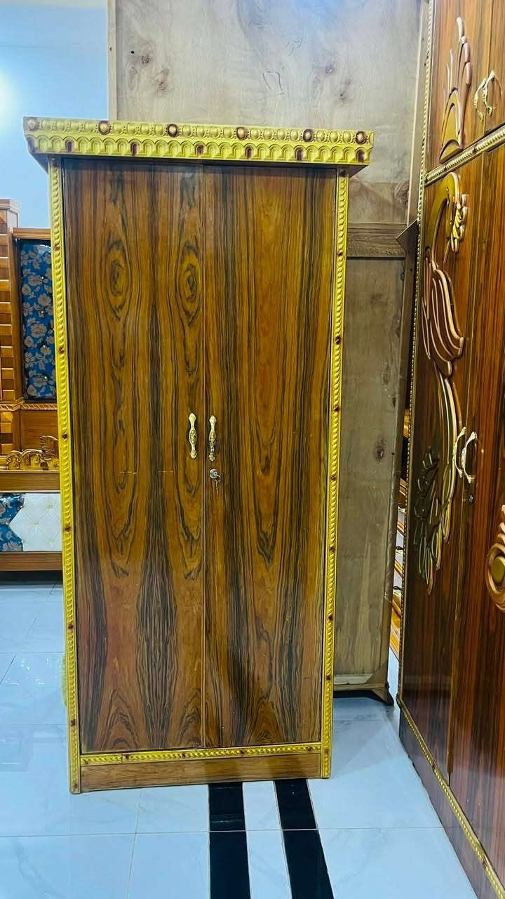 غرفه صاج عراقي نضيفه السعر 750 بي مجال العنوان الرمانه للاتصال *********** واتساب
