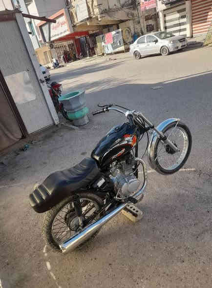 سلام عليكم دراجه نامه حربي مديل 2024 تعمير جديد المكينه مفتوحه بدون اوراق السعر 325 
وبيهه مجال للطيبين وهاذ الرقم ***********
