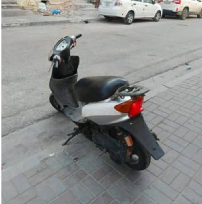 سلام عليكم دراجه البيع كربلاء شهداء سيف سعد مكاني  دراجه ما مفتوحه ونضيفه وشلعه شك كاع  محركه ناعم دراجه هندر واحد شرط بس رايدله اشاير امامي وره يشتغلن بك لايت يشتغل ولايت امامي محرك ناعم حلوه والله بس مستعجل عله بيعه 225بيه مجال قليل دراجه نضيفه شوفت عينك ***********
