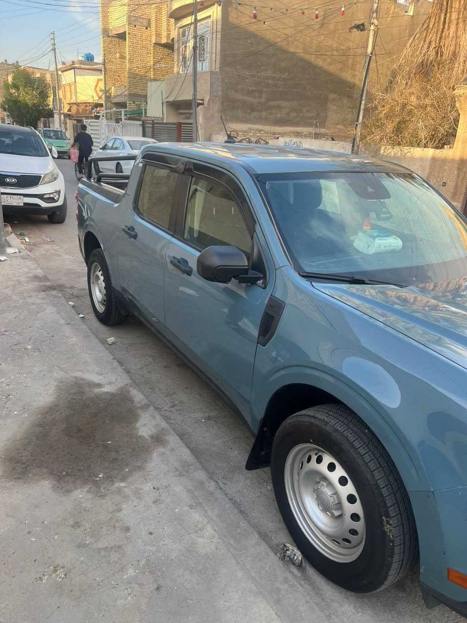 مافريك هايبرد موديل 2022 ، السيارة جاهزة اي نقص مابيها ،أما بلنسبة للحادث فموضح في الصور 
السعر 165 بيها مجال ،عنوان السيارة بغداد حي الجهاد.

للاستفسار او الاتصال على هاذا الرقم.***********
