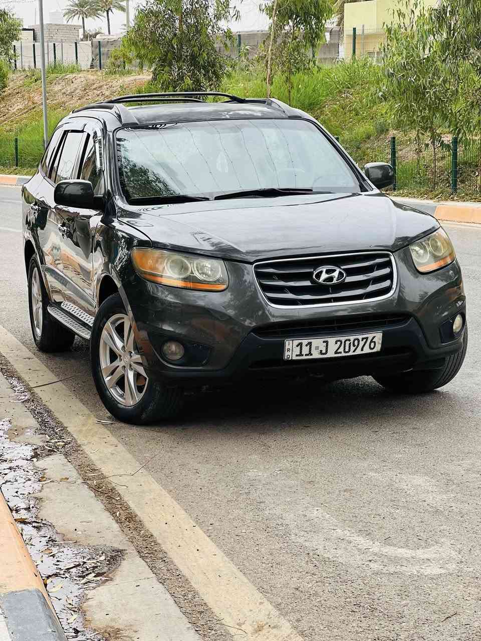 السلام عليكم ورحمة الله وبركاته 

Hyundai Santa Fe 

موديل 2010 وارد 🇺🇸

v6
سيارة بدون ضرر (فقط تعيار بنيد وباب)

كير محرك خير من الله  حدادية صدر تدفئة 

تبريد بالكشنات رقم بغداد أنكليزي الجديد 

تحويل مباشر شاشة كامرا فطعتين تبريد 

تحكمات ستيرن سونار مرفق مع الصور

مكان السيارة بعقوبة الجديدة 

السعر  $ 123 

اتصل أو على الواتساب 
***********
