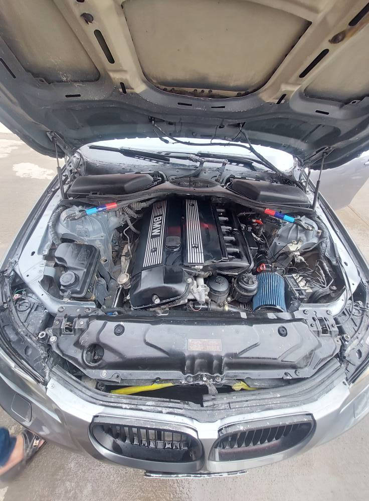 بیئێم چاوبرۆ مۆدێل 2009 سێ بارچەی بێشی سبوغە دەعمێکی خە فیفی بێشی هە یە فول قە بات مواسە فاتە  
کوشن کارە با 
abs
سێ گێڕ تۆماتیک گێڕ لە سوکان عادی 
کوشن جلد 
چوارجام کارە بای ئۆتۆ 
بەسمە 
شا شە 
تە برید مەرکەزی 
کوشن سیاحی  
فووول قە بات مواسە فاتە 
سەنەوی 2020 
15 وەرە قە غرامەی لە سەرە دوای مە عامە لە ئە یگە ڕێنمەوە هەر کەس موو شتە ریە بە یوەندی بکات جوابی چات نا دە مە وە لە گەڵ ڕێزم ژ.م *********** لە هە ولێرم  سە یارە کە ڕە قەم سلێمانیە بەشەرتی بە ناو کردنوو گێڕو مە کینەو تە حمویلو بڕانەوەو بەناو کردن أربيل, العراق
