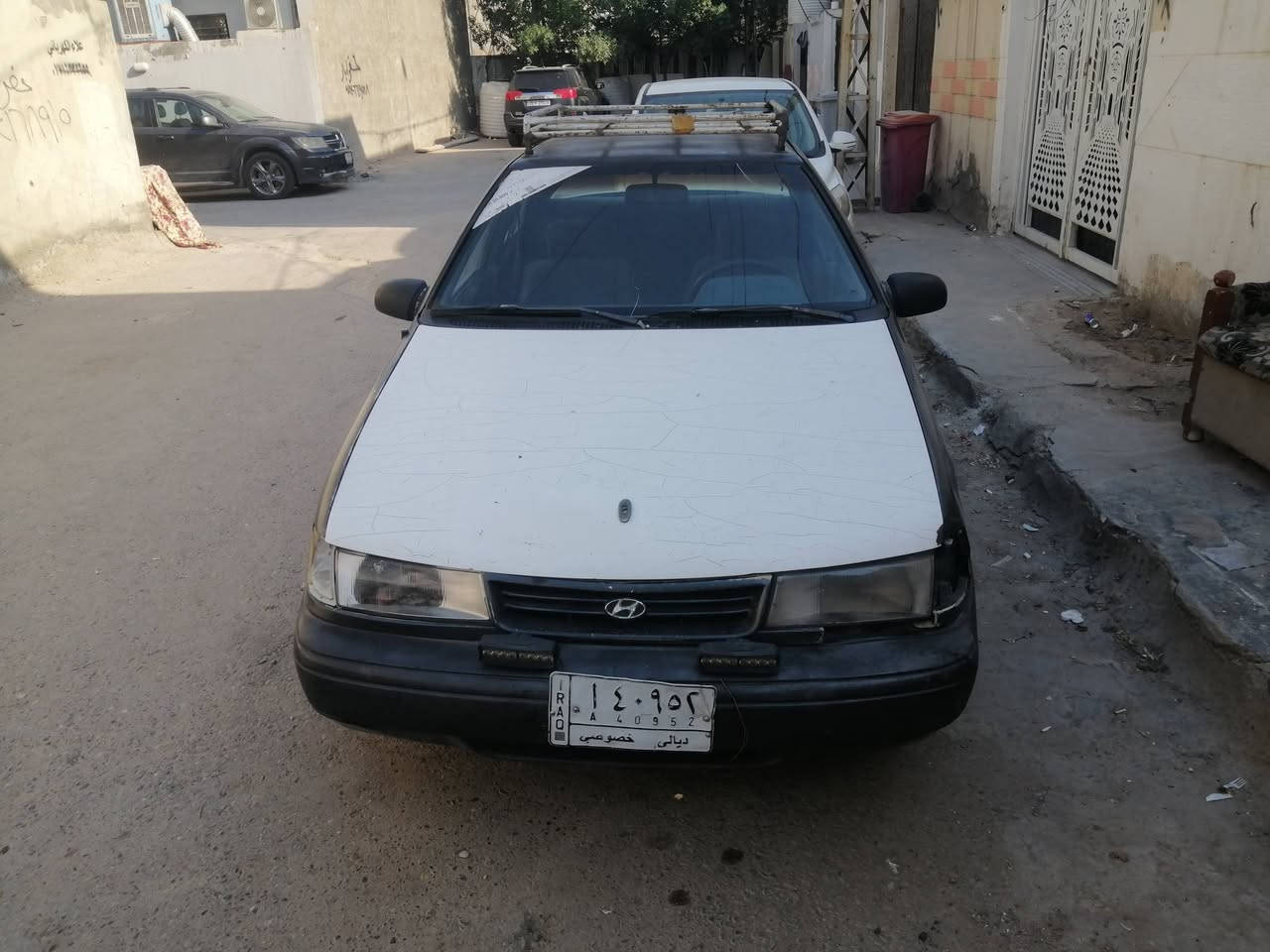 هوند اكسلاة  موديل 1993  كير و مكينة كفلا والسيارة مثل مو اضح بلصور  فقط وتساب السعر ١٨ وبيهة مجال  ***********
