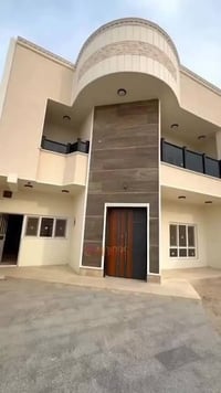 مجمع الجوهرة السكني • بيت طابقين • ٤غرف