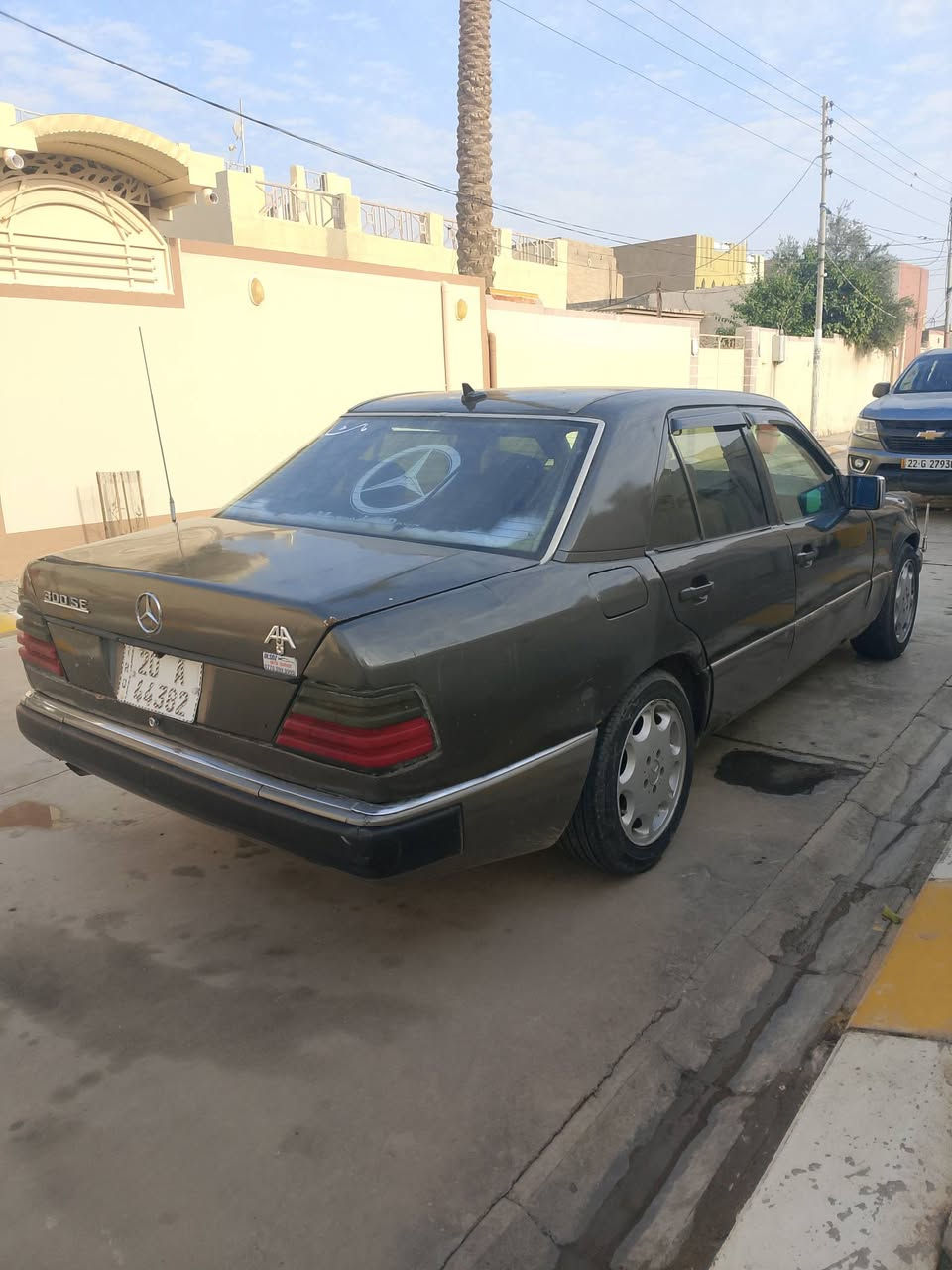 السلام عليكم 
مارسدس دب للبيع رقم ديالى سنوية جديدة هزة جديدة لحد 2031 مديل 89 محدث 92 محرك وكير بطة مكفولات قواعد دبلات واحد مصلح ضررها جامرلغ خلفي سيارة جديد معمرة دواخل مدوشم كهربائيات شغالة اشاير زنون تخم تاير جديد ويل تفاحة جديد صدرها جديد جامات كهرباء سيارة جاهزة مابيها اي نقص مكاني ديالى سعرها 40

***********
