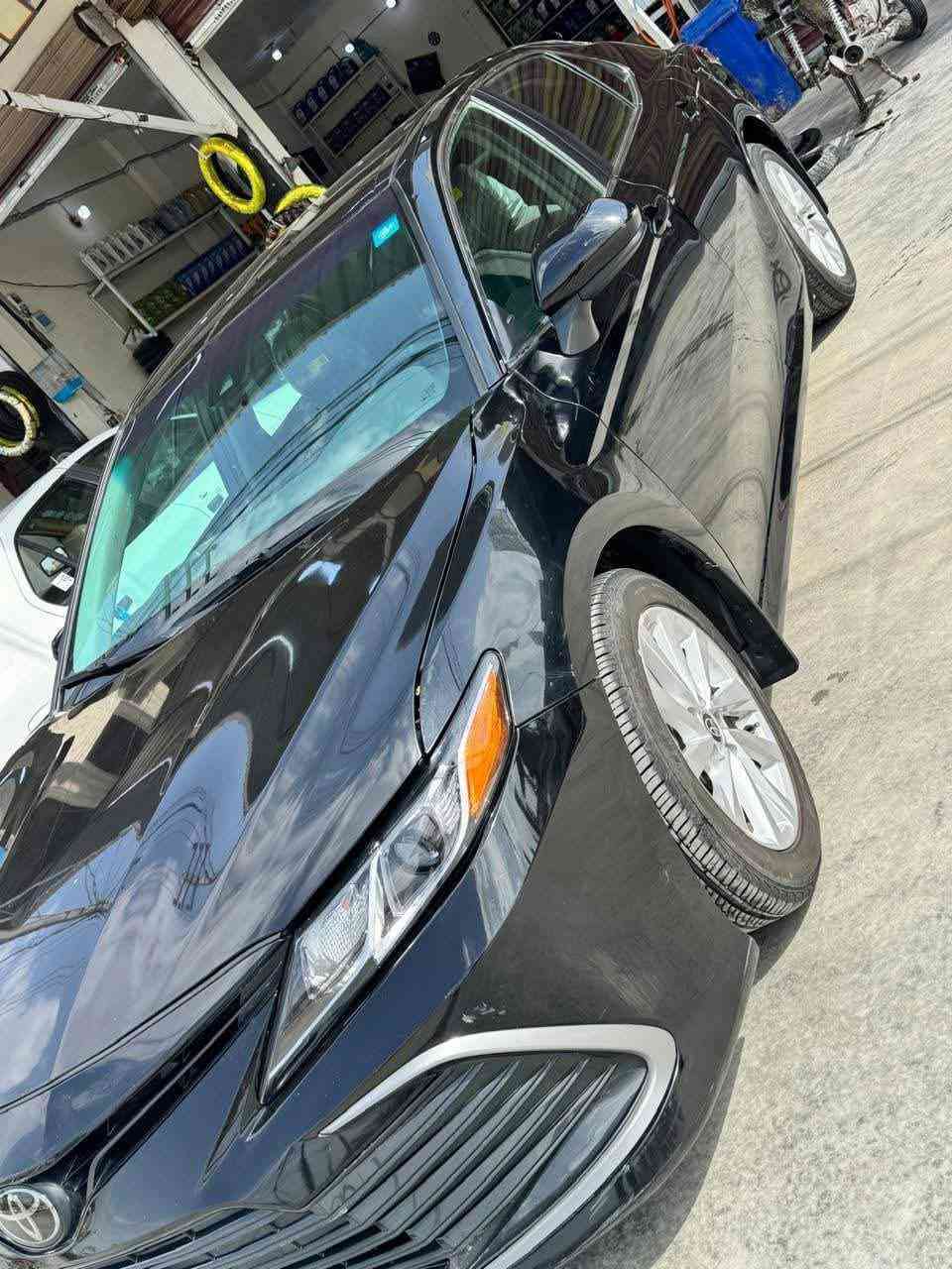 السلام عليكم _كامري 2022 Le معروفه مواصفاتها_ رقم بابل معوقين ضررها جاملغ ايسر وبنيد وشويه من الباب السونار مرفق بالمنشور سيارة جاهزة وخير من الله السعر 153 وبيها مجال بسيط _او مراوس حسب القناعة _ الاتصال ***********
