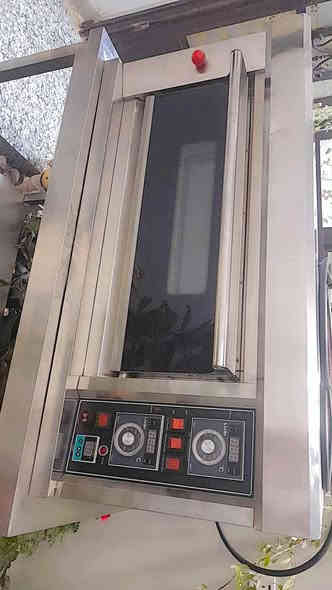 فرن بيتزا.  اخو الجديد السعر 500 المكان ديالى بعقوبه كاطون الرازي   رقم ***********
