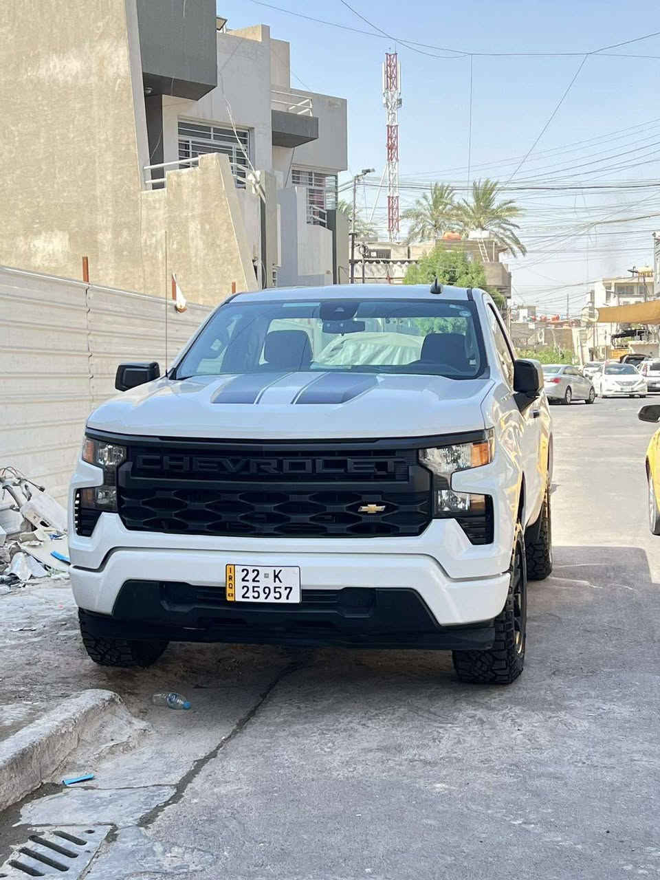 سلفادور تل قمارة بترة موديل ٢٣باسمي تحويل مباشر  هزة وفحص جديدضرر باب السائق حسب التقرير الامريكي والباقي كفالة موقع السيارة بغداد مواصفات السيارة معروفة الاتصال ***********السعر خاص رجاء تحياتي للجميع
