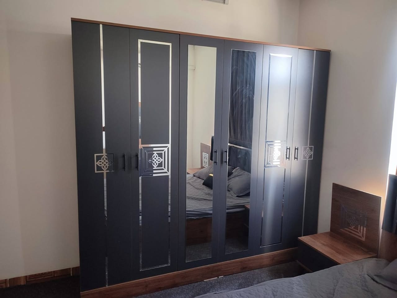 غرفه نوم اخو الجديد ٥ قطعه كلش نظيف مع دوشك شراي تعال خاص عنوان كركوك


**إذا كنت صاحب هذا الإعلان وتريد حذفه لأي سبب، رجاءا أرسل رسالة إلى الدعم الفني**