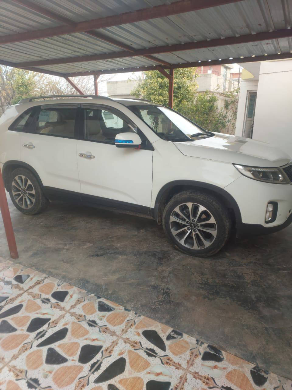 سلام عليكم سورنتو موديل 2015رقم ديالى الماني مشروع وطني تحويل سنويه للغا 28 هزه السياره وراد خليجي حادثه جاملق امامي سوناره داخل المنشور السعر 160وبيه مجال حك الجيه  ***********
